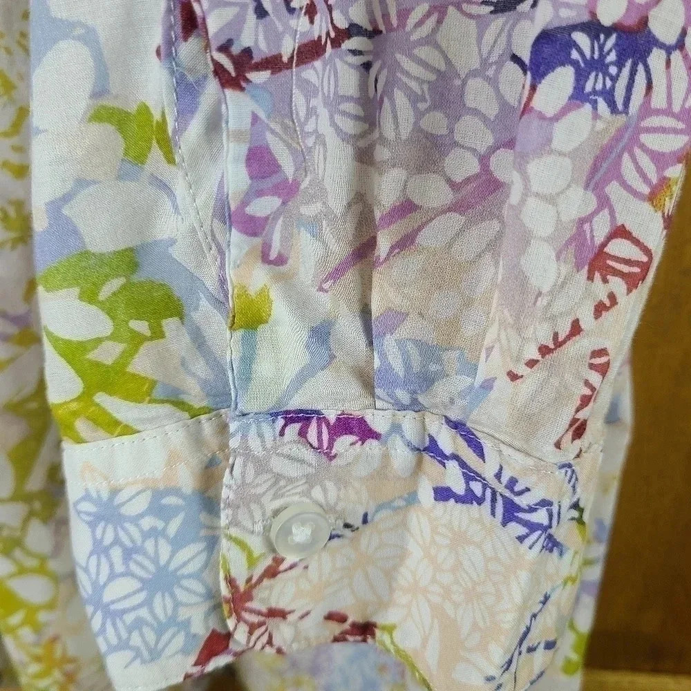COLDWATER Creek floral button down blouse - Picture 7 of 7
